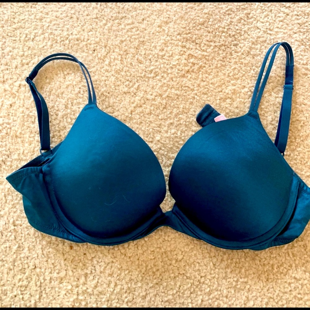 Victoria's Secret Push Up Bra 34C